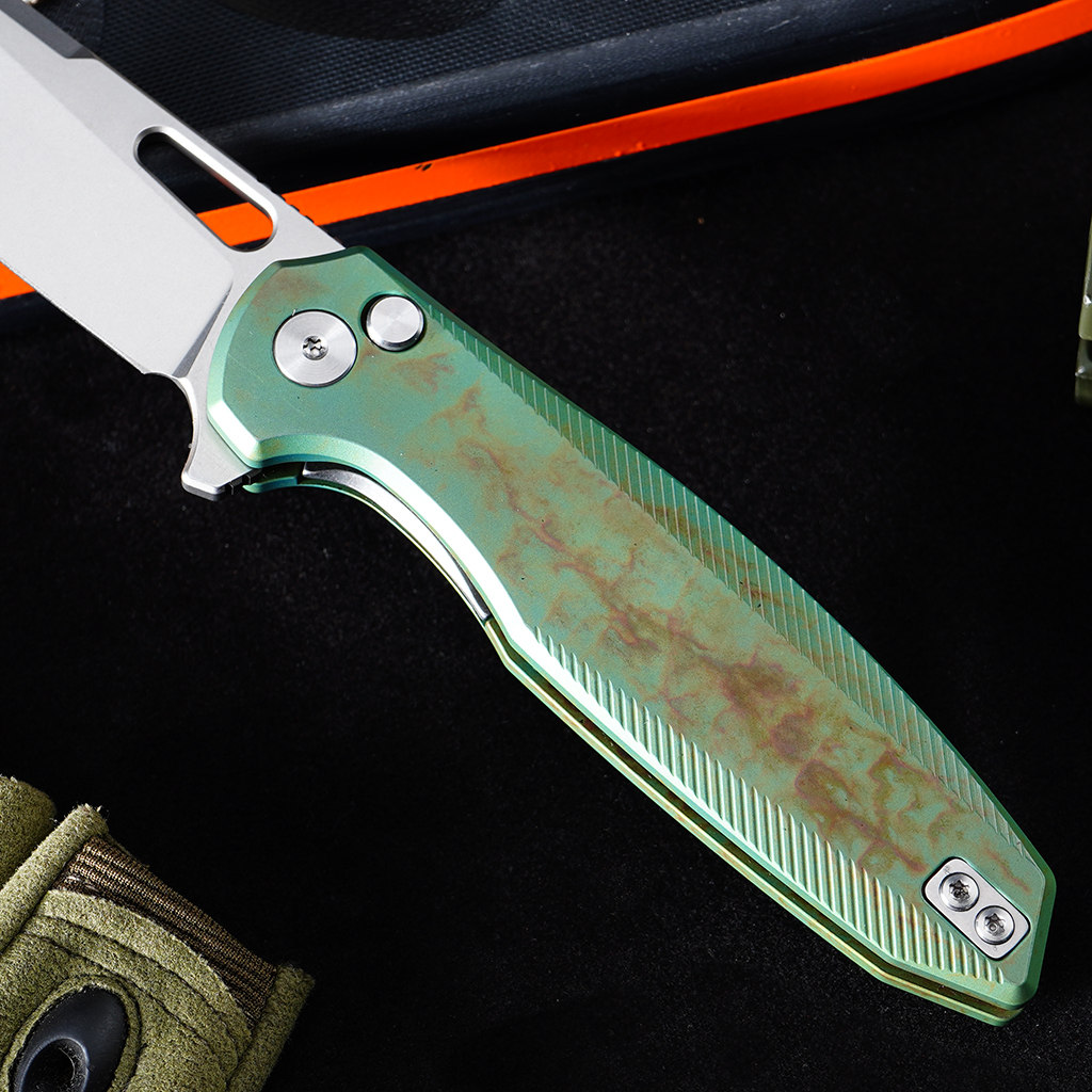 Tunafire Knife 3.39 "VG10 Blade Button Lock Titanium Alloy Burning Green Handle Tactical Survival Pocket Knife  GT-T0044-5