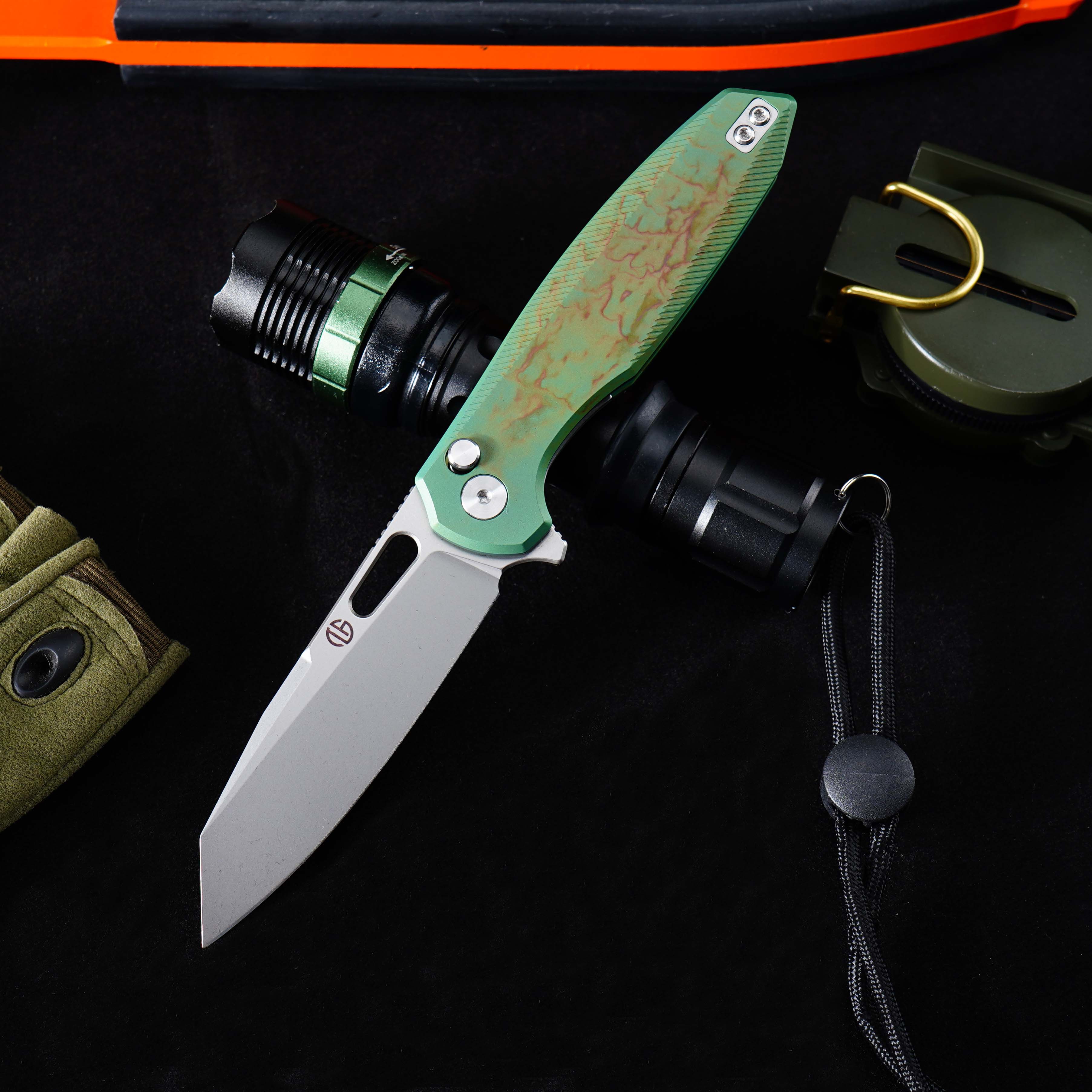 Tunafire Knife 3.39 "VG10 Blade Button Lock Titanium Alloy Burning Green Handle Tactical Survival Pocket Knife  GT-T0044-5