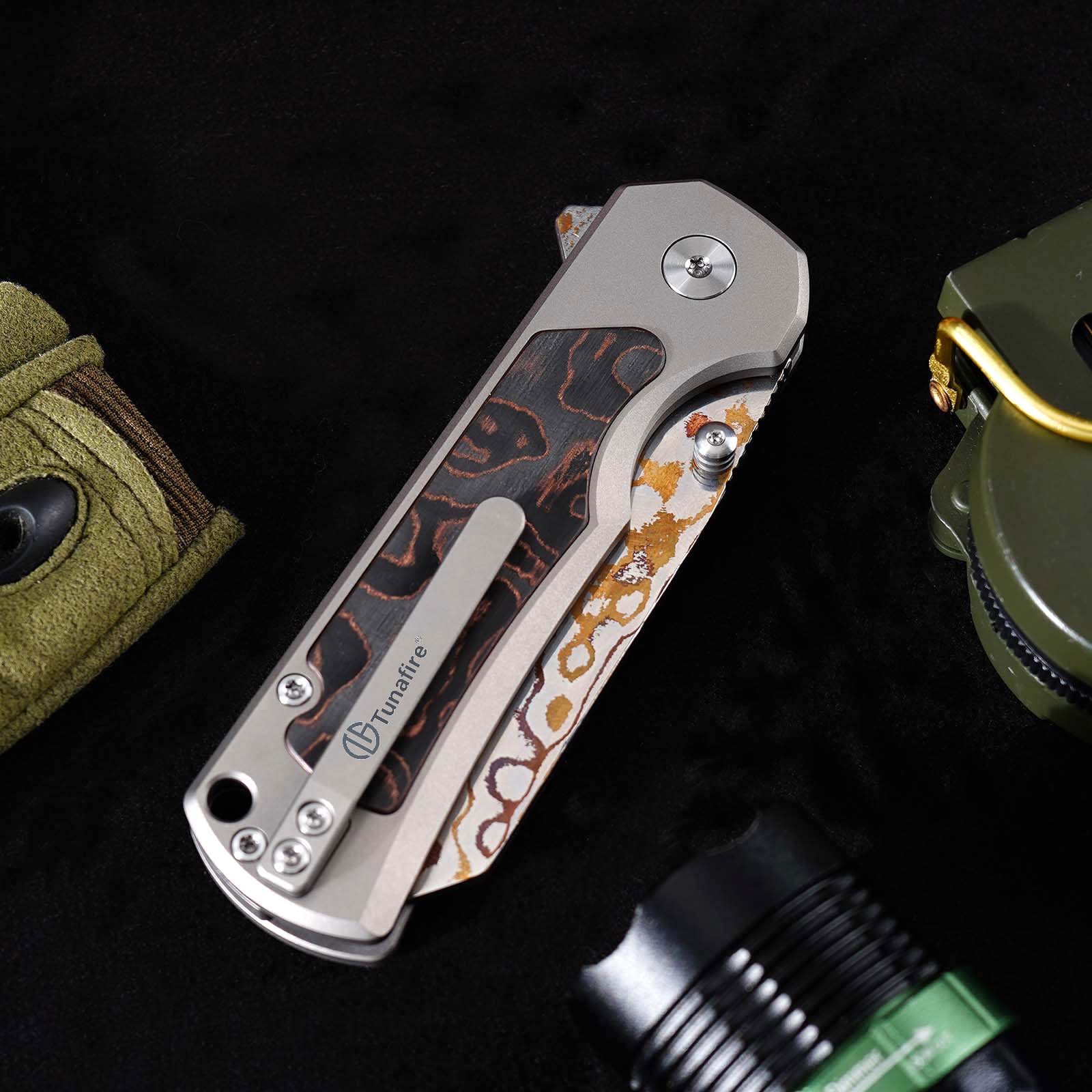 Tunafire Knives GT-T0081 3.19''M390 Steel Blade Folding Pocket Knife Blue Carbon alloy + Inlaid carbon fiber Handle EDC Knife