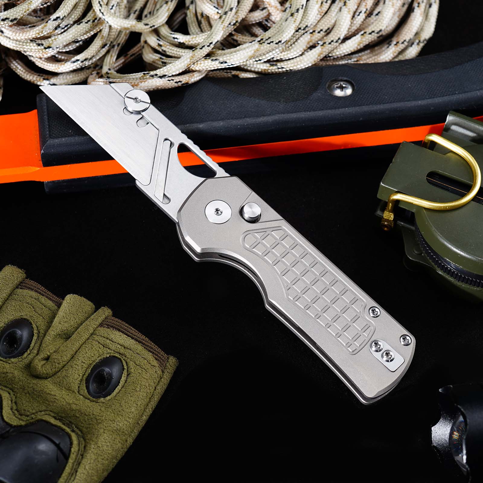 Tunafire MGD-1 Portable Foldable Multi-functional Cutting Knife, Carbon steel detachable blade, Titanium alloy rear clip EDC knife