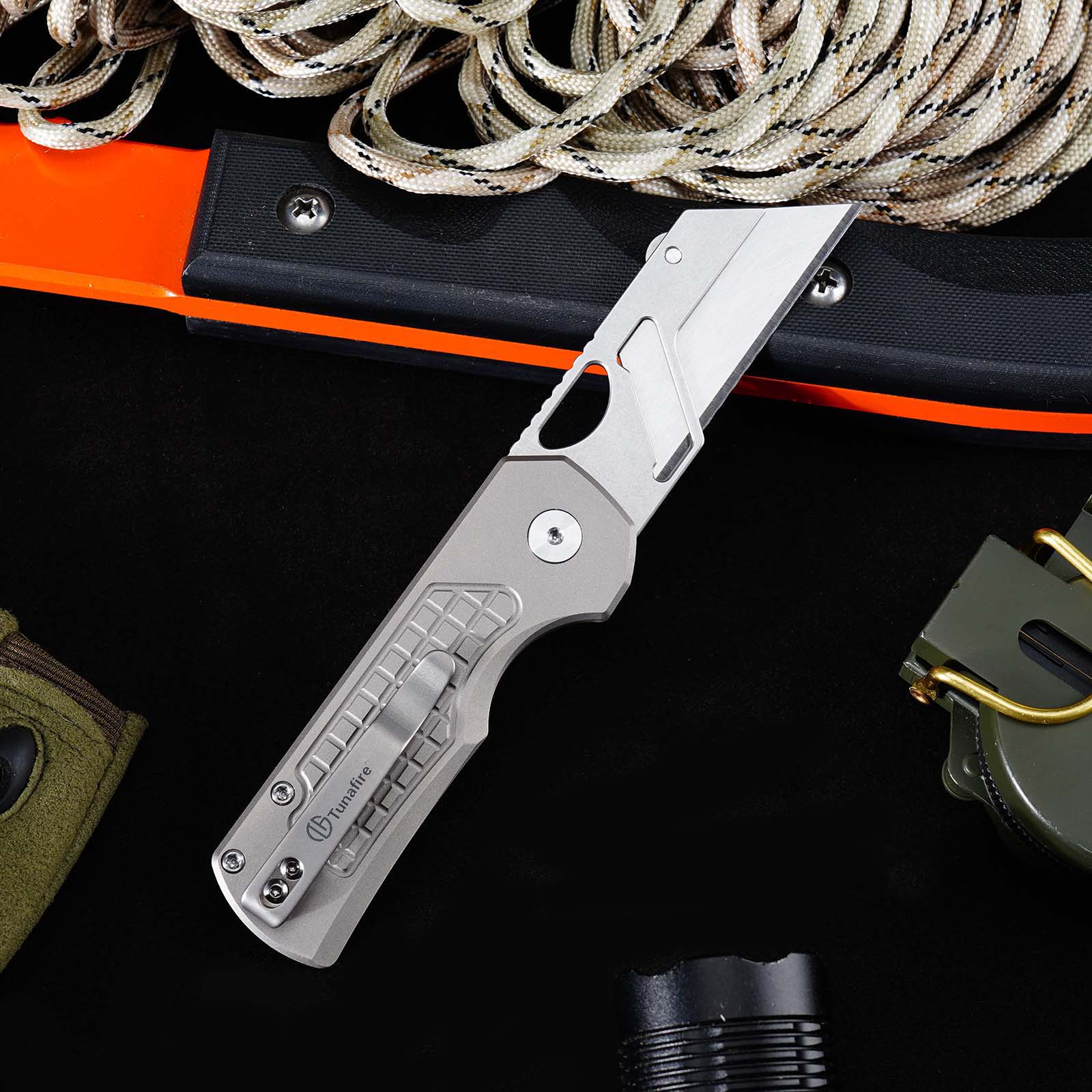 Tunafire MGD-1 Portable Foldable Multi-functional Cutting Knife, Carbon steel detachable blade, Titanium alloy rear clip EDC knife