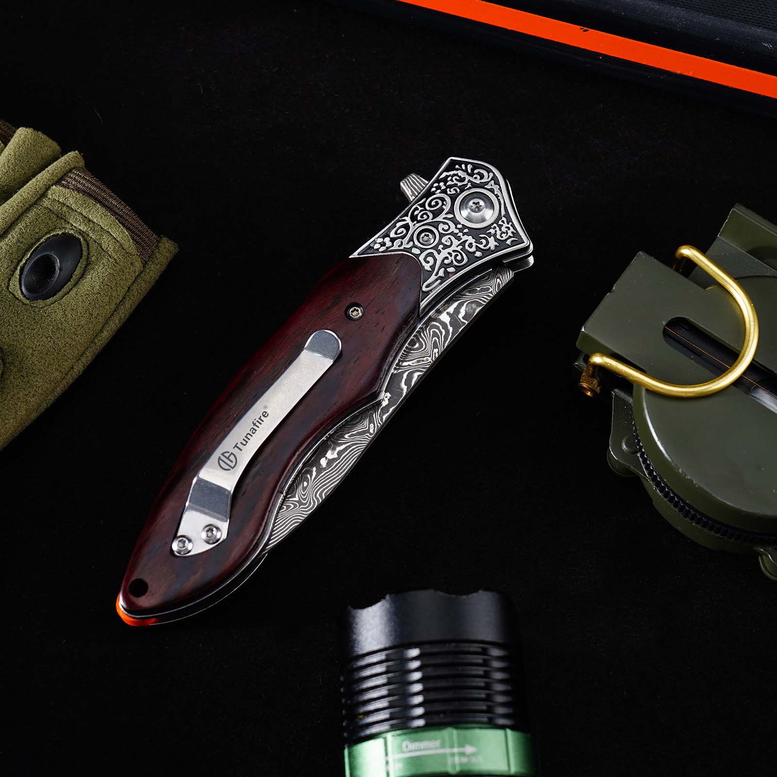 Tunafire GT-DM017 76-Layer Damascus Steel Folding Knife , Rosewood Handle Ball Bearing Collectible Knife