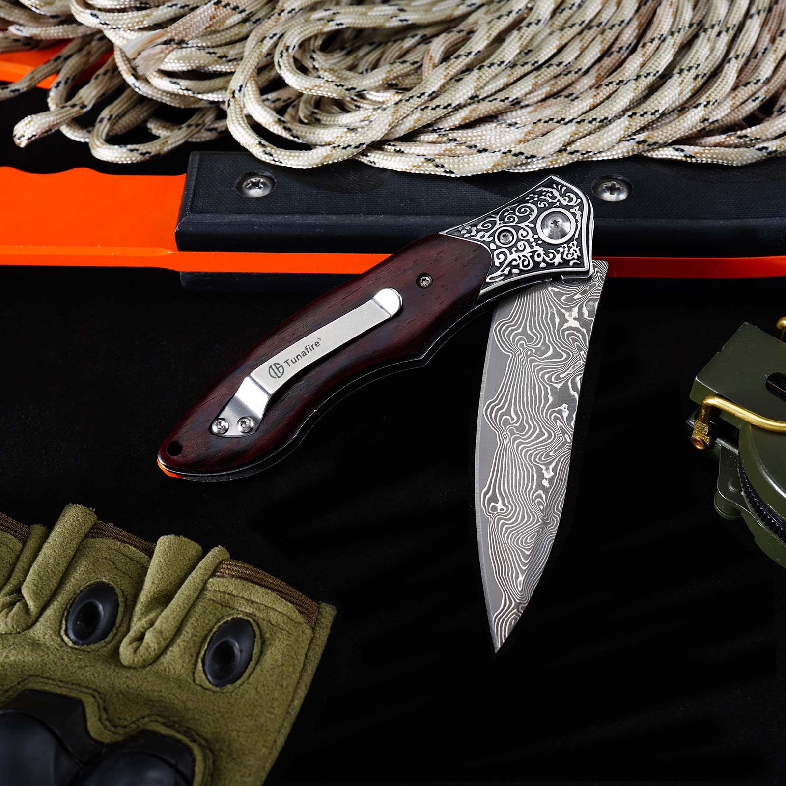 Tunafire GT-DM017 76-Layer Damascus Steel Folding Knife , Rosewood Handle Ball Bearing Collectible Knife
